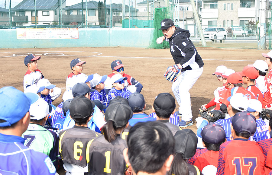 【山梨県】井口さんが小学生を指導　ＵＴＹ野球教室