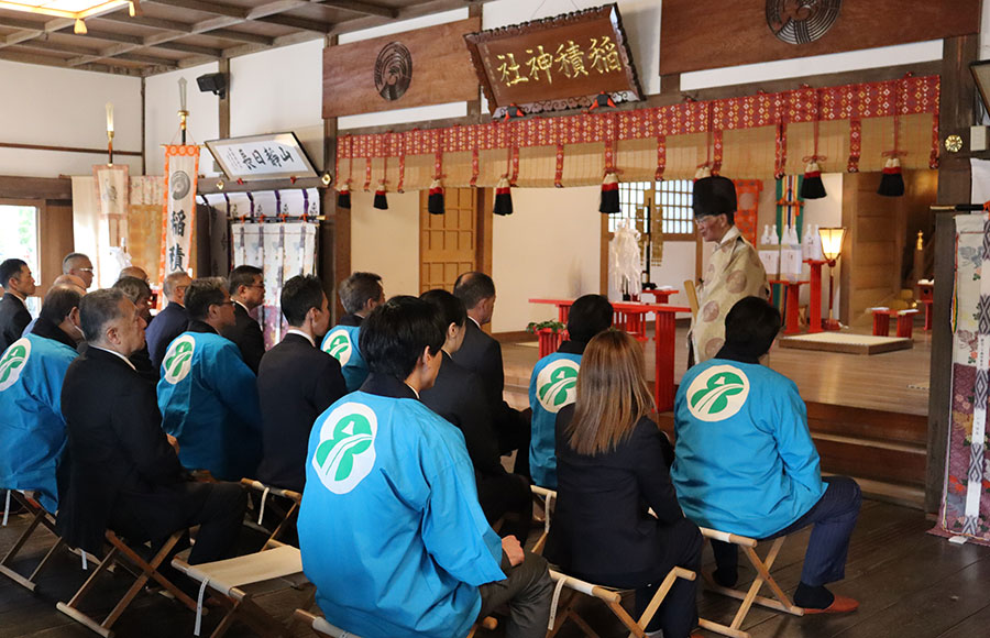【山梨県】「死亡事故ゼロ継続目指す」   交通安全祈願祭　県高速道路交通安全協議会