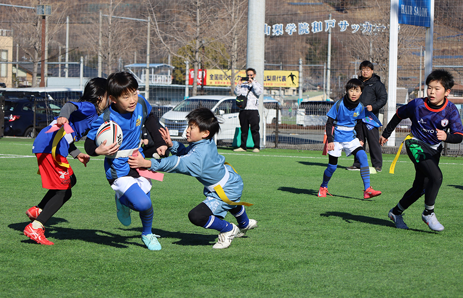 【山梨県】​45チームが熱戦   Audi山梨杯タグラグビー大会